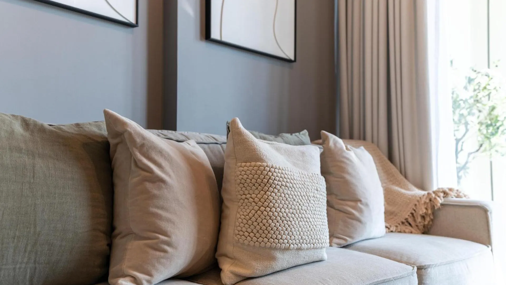Stylish 1-Bed Retreat In Zada Tower Business Bay Apartment Dubai