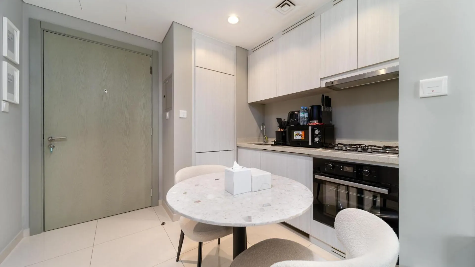 Stylish 1-Bed Retreat In Zada Tower Business Bay Apartment Dubai