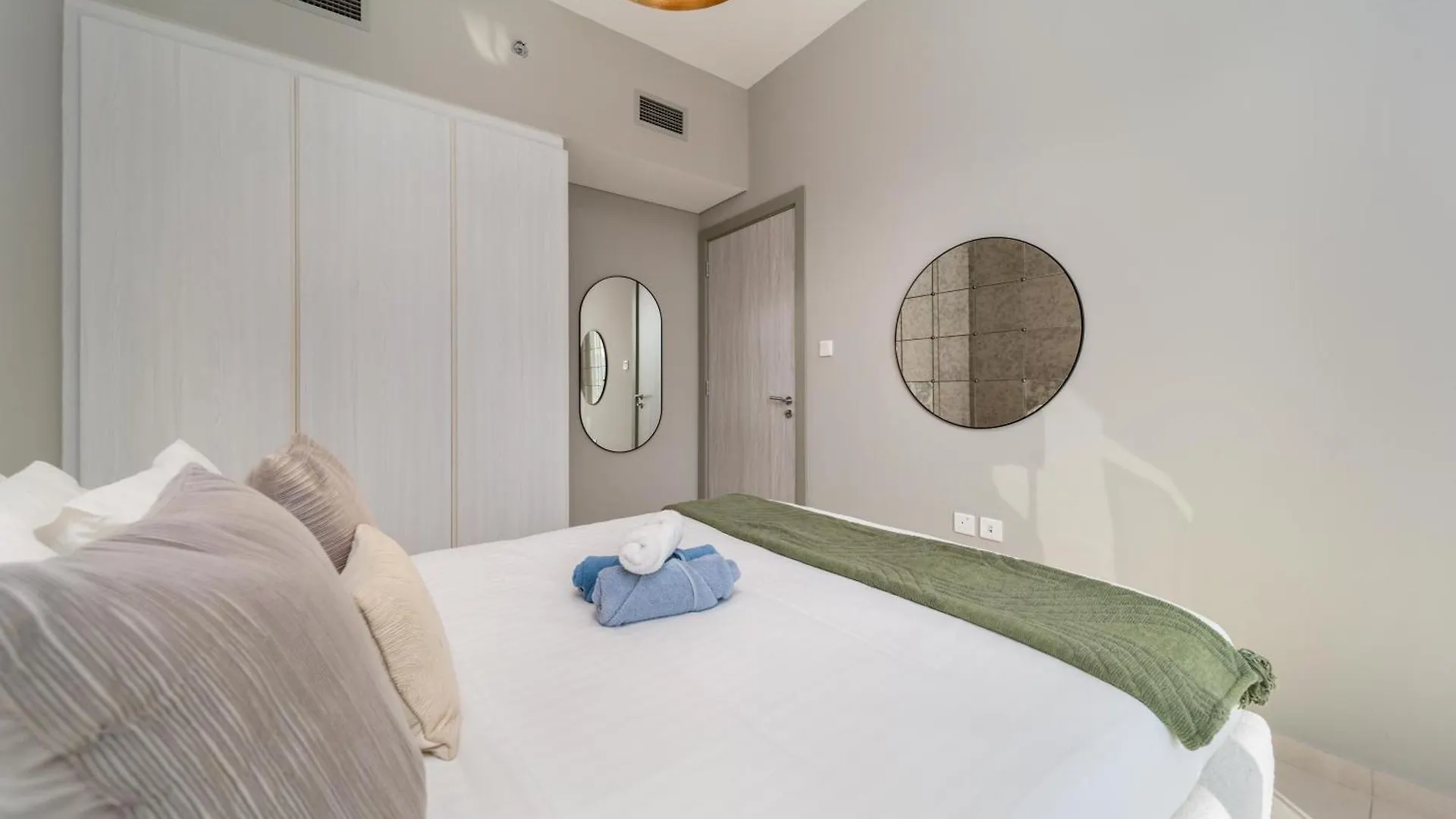 Stylish 1-Bed Retreat In Zada Tower Business Bay Apartment Dubai United Arab Emirates