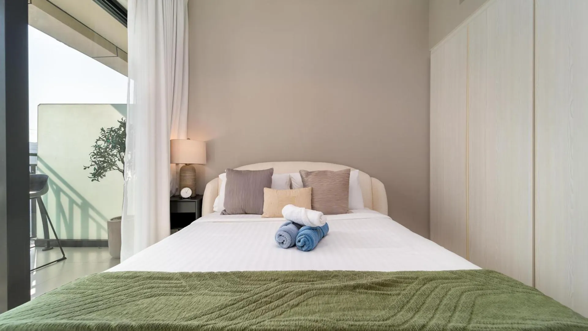 Stylish 1-Bed Retreat In Zada Tower Business Bay Apartment Dubai
